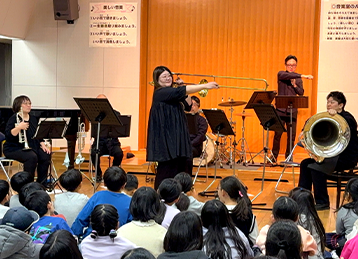 学校訪問イメージ画像